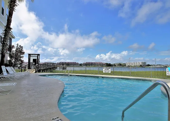 81 Waters Edge - Townhome - Pool